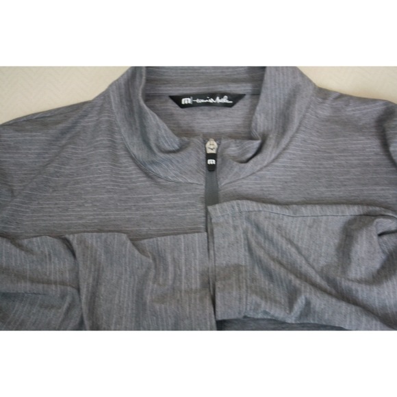 TRAVIS MATTHEW Men's Jersey Gray Chest Strip 1/4 zip Mock Neck Poly Cotton L - Picture 5 of 15